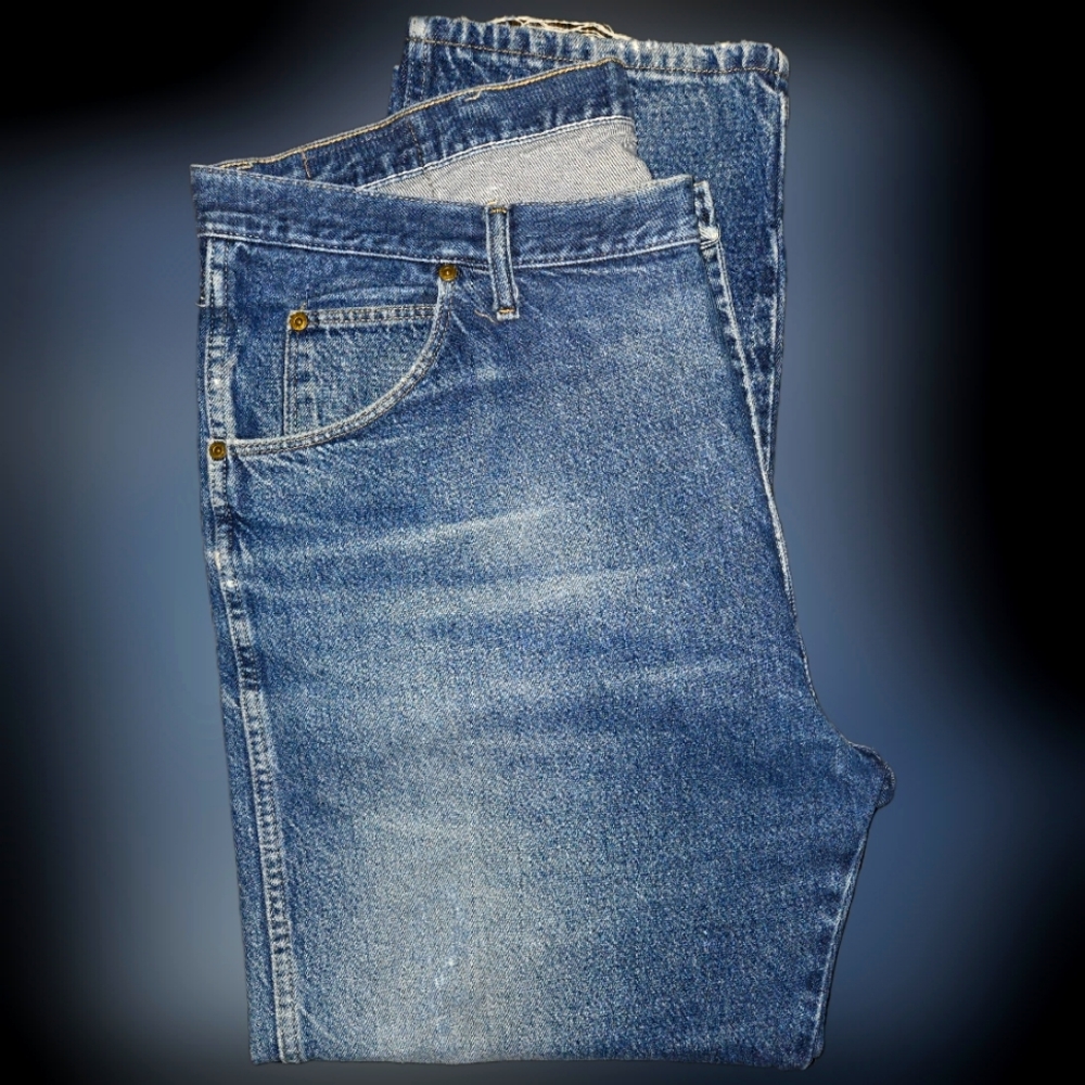 Distressed Vintage 42x30 Wrangler Jeans - Picture 2 of 6